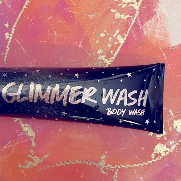- 🛍Victoria’s Secret tease   💗Glimmer wash, Bady wash 5OZ - Picture 2 of 11